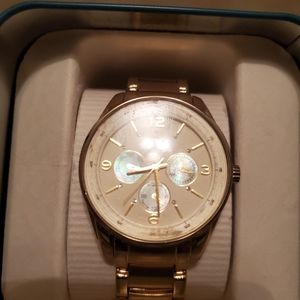 Fossil watch with mother of pearl dials